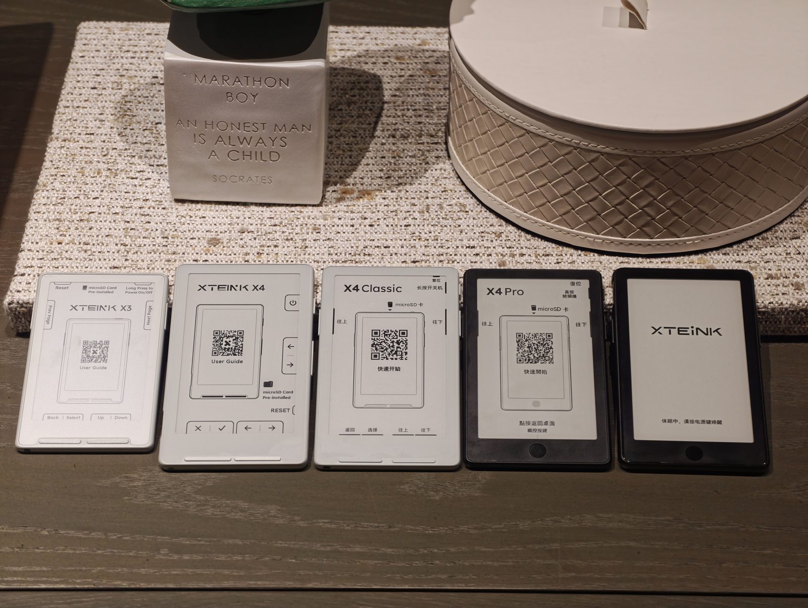 閱星曈五台正面排排站：X3、X4、X4 Classic、X4 Pro、S4